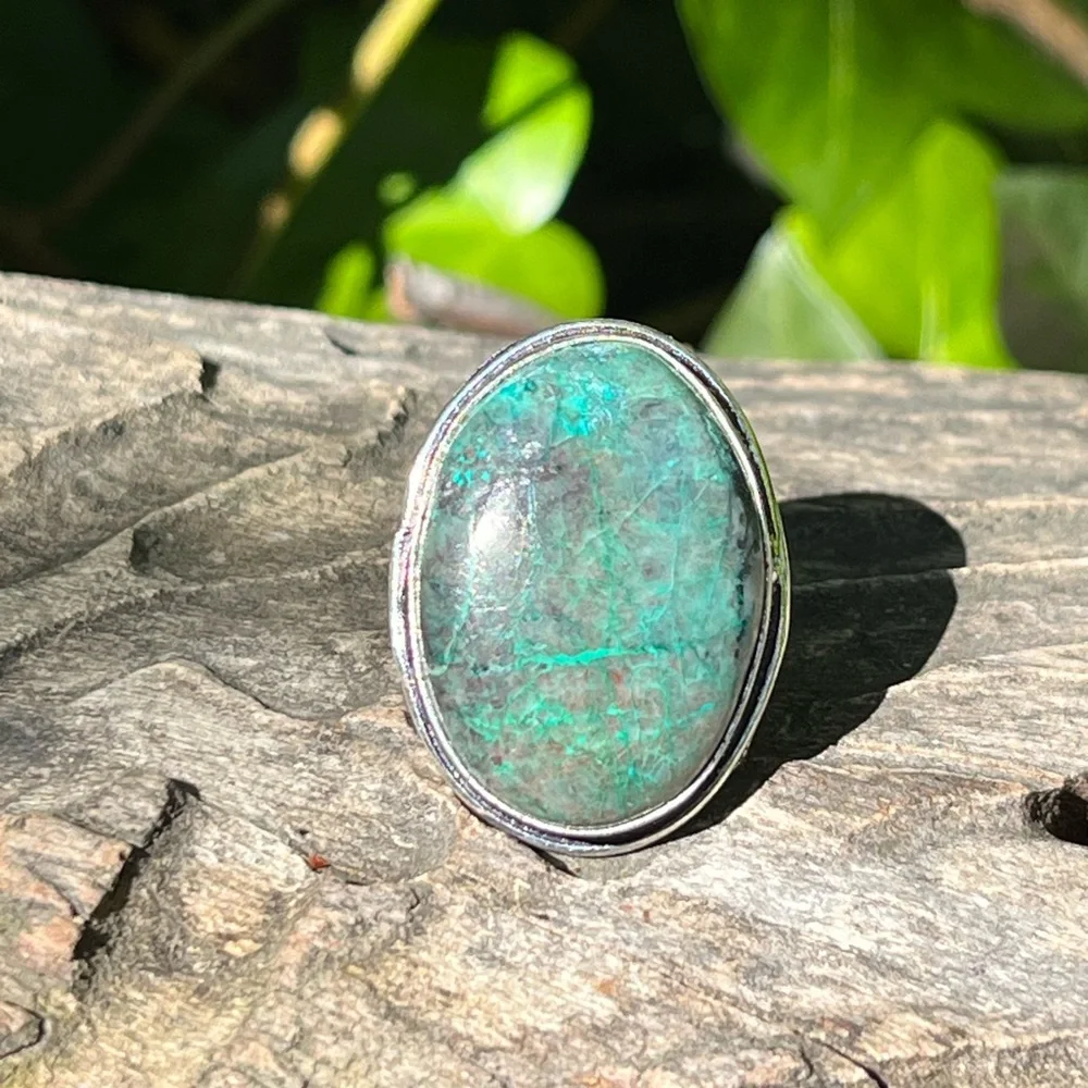 Size 9.5 925‎ silver plated Chrysocolla ring oval shape